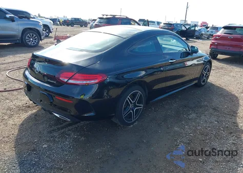 2023 Mercedes-Benz C 300 4Matic z USA, uszkodzony, nr VIN W1KWJ8EB7PG121891